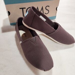 TOMS Belmont Ash Canvas Casual Flats Women's Slip-On Shoes, NWT, Size 9